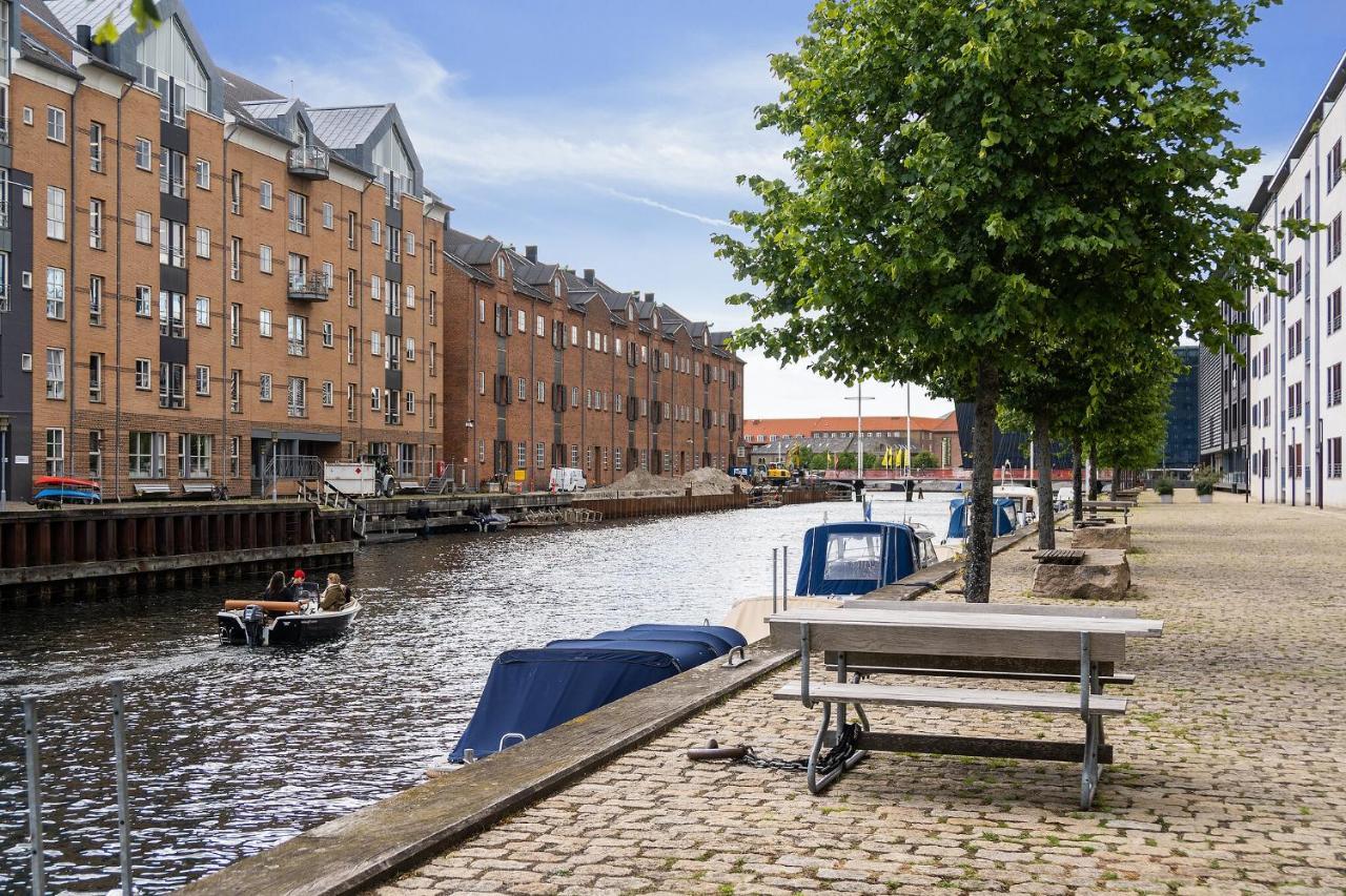 Scandi-Hygge 2 Bedroom Apartment In Charming Christianshavn Копенгаген Экстерьер фото