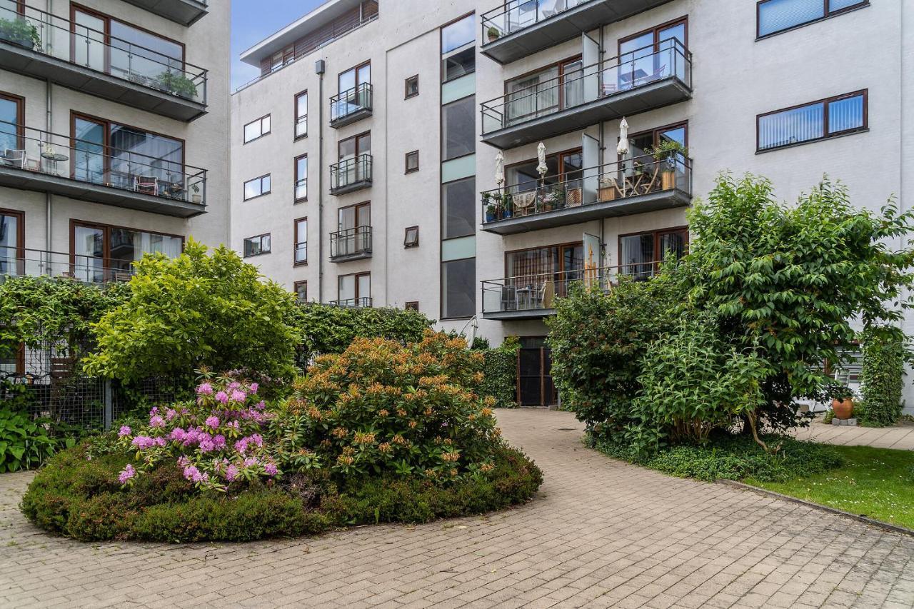 Scandi-Hygge 2 Bedroom Apartment In Charming Christianshavn Копенгаген Экстерьер фото